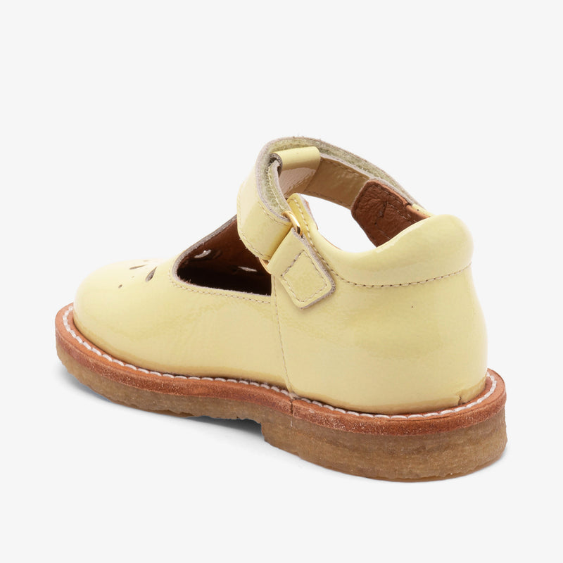 bisgaard noelle yellow patent