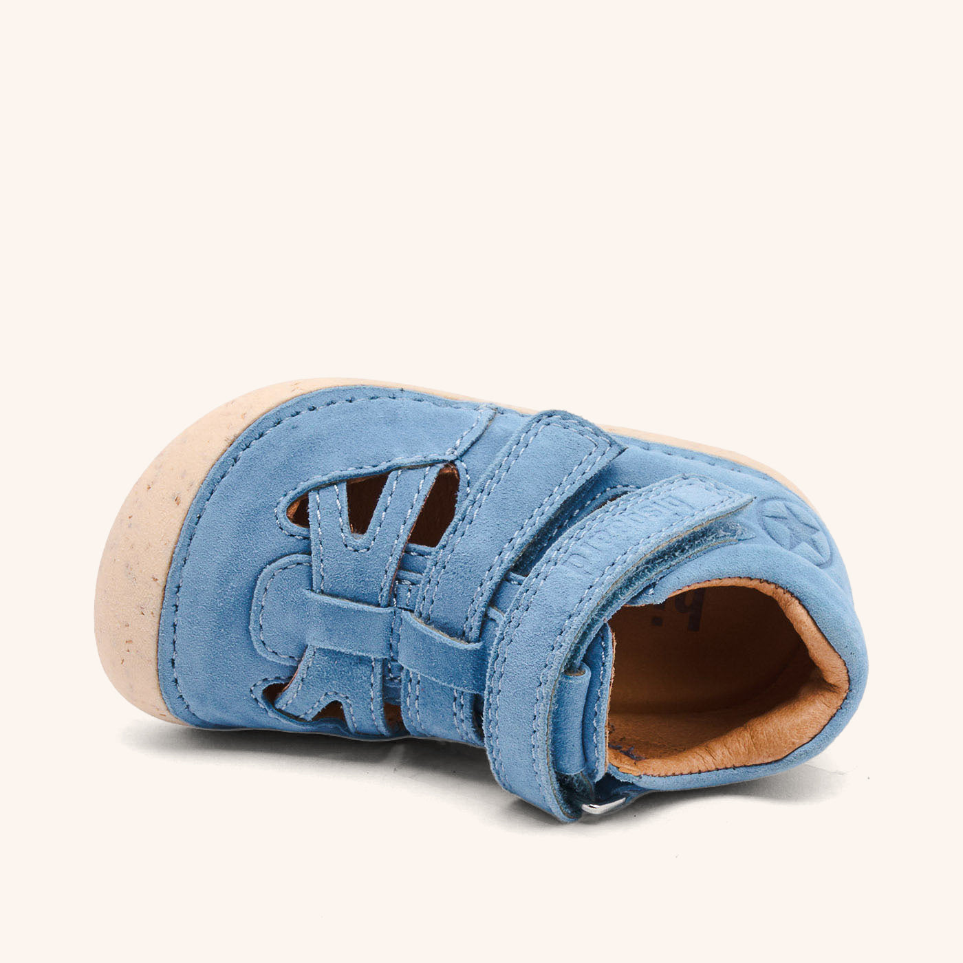 bisgaard barefoot tate sky